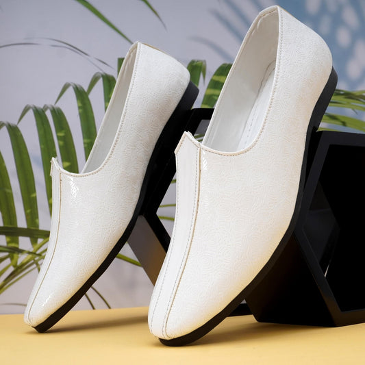 Stylish White Men's Casual Loafers on Display